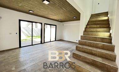 Venta duplex 4 ambientes Castelar