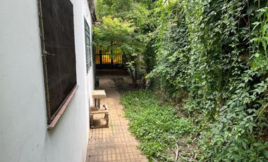 Casa de 3 dormitorios y fondo con quincho APTA CREDITO!!!