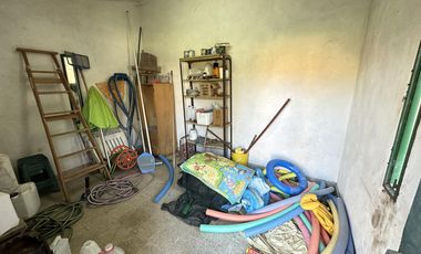 Terreno con pileta y cuartito de guardado