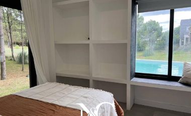 Casa en venta en Costa Esmeralda 5 ambientes