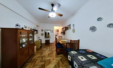 EXCELENTE DEPARTAMENTO 2 AMBIENTES EN VENTA