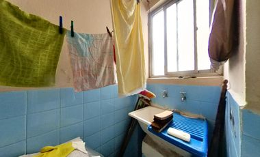 EXCELENTE DEPARTAMENTO 2 AMBIENTES EN VENTA