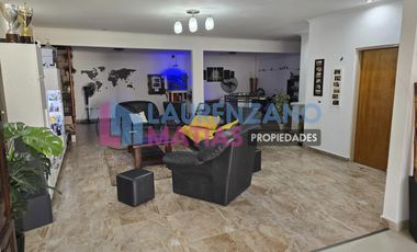 VENTA DOS PH'S SOBRE LOTE PROPIO DE 8,66 X 29,02 - CIUDADELA