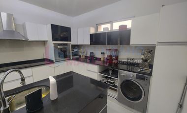 VENTA DOS PH'S SOBRE LOTE PROPIO DE 8,66 X 29,02 - CIUDADELA