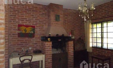 VENTA | CASA Luminosa con gran Jardin y Pileta | Tronador al 300 Barrio Altavista