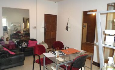 Excelente dpto PB en venta 4 amb. Apto Profesional. San Martin Centro consulte!