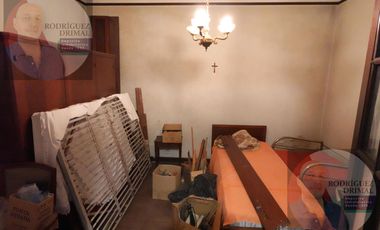 Casa en Temperley con 2 dormitorios y lote de 52,95 metros de largo!