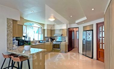 RESIDENCIA EN RENTA EN PUERTA DE HIERRO