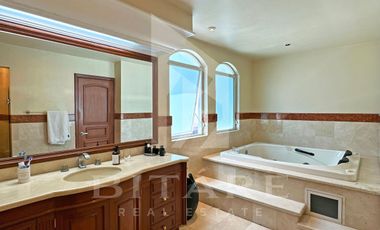 RESIDENCIA EN RENTA EN PUERTA DE HIERRO