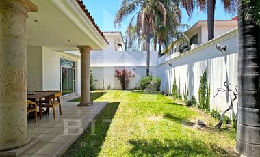 RESIDENCIA EN RENTA EN PUERTA DE HIERRO