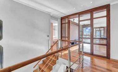 VENTA TRIPLEX DE 6 AMBIENTES CON TERRAZA EN PUERTO MADERO