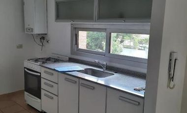 Azcuenaga 255 - Monte Grande