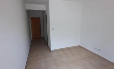 Azcuenaga 255 - Monte Grande