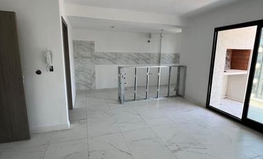 Venta 3 Ambientes 110M2, Cochera y Baulera, Lanús.