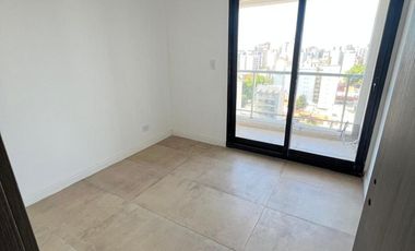 Venta 3 Ambientes 110M2, Cochera y Baulera, Lanús.