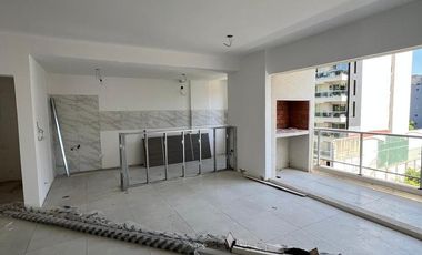 Venta 3 Ambientes 110M2, Cochera y Baulera, Lanús.