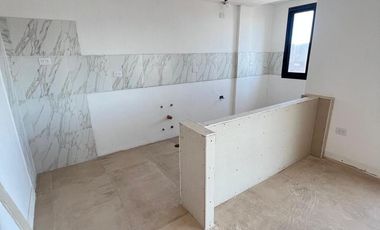 Venta 3 Ambientes 110M2, Cochera y Baulera, Lanús.