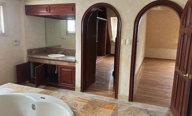 CASA EN VENTA FRACCIONAMIENTO NOGALAR CAMPESTRE