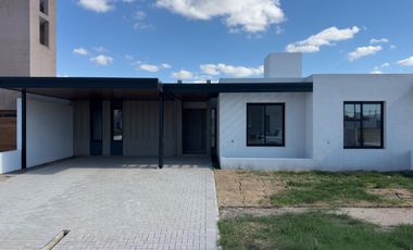 Casa en Venta en Quebradas de Manantiales, toda planta baja