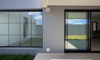 Casa en Venta en Quebradas de Manantiales, toda planta baja