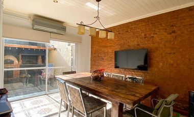 PH de 6 ambientes en venta zona Lanus Oeste