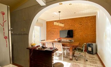 PH de 6 ambientes en venta zona Lanus Oeste