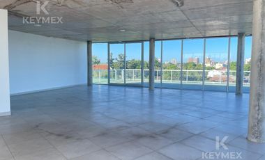 Venta / alquiler Oficina 150 metros Meet Pilar