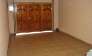 Casa en  venta - Lomas de Zamora