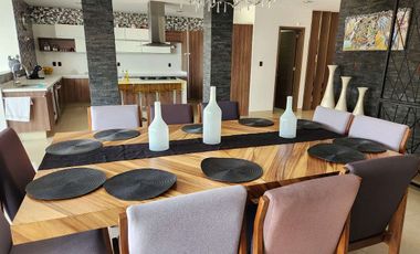 CASA EN RENTA AMUEBLADA CUMBRES DEL CIMATARIO