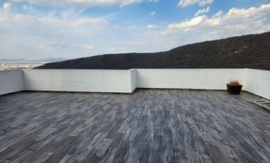 CASA EN RENTA AMUEBLADA CUMBRES DEL CIMATARIO