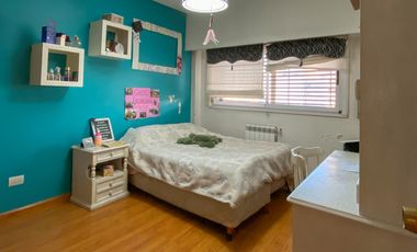 Departamento en Venta en Lomas de Zamora Oeste 5 ambientes con cochera