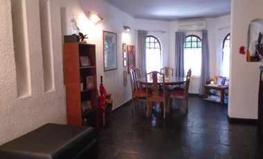 VENTA CASA 4 AMBIENTES EN CARAPACHAY