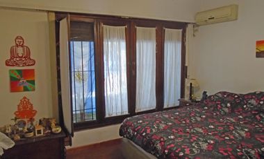 VENTA CASA 4 AMBIENTES EN CARAPACHAY