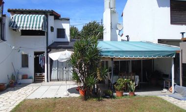 VENTA CASA 4 AMBIENTES EN CARAPACHAY