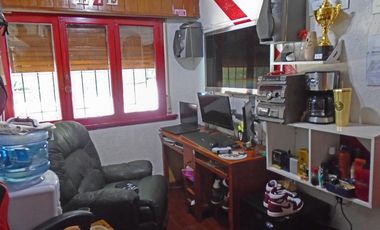 VENTA CASA 4 AMBIENTES EN CARAPACHAY