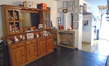 VENTA CASA 4 AMBIENTES EN CARAPACHAY