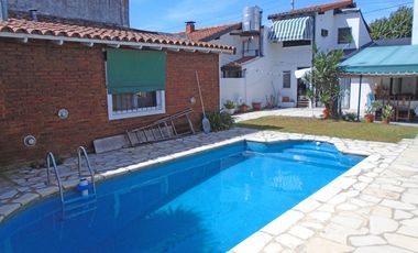 VENTA CASA 4 AMBIENTES EN CARAPACHAY