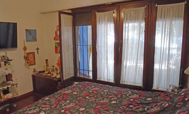 VENTA CASA 4 AMBIENTES EN CARAPACHAY