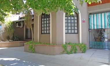 VENTA CASA 4 AMBIENTES EN CARAPACHAY