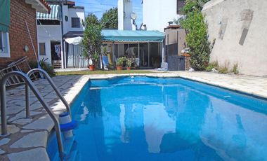 VENTA CASA 4 AMBIENTES EN CARAPACHAY