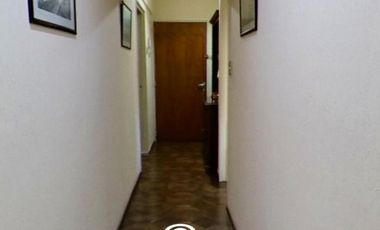 Gran departamento de categoría con cochera en Lomas de Zamora Oeste