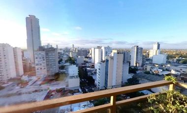 Gran departamento de categoría con cochera en Lomas de Zamora Oeste