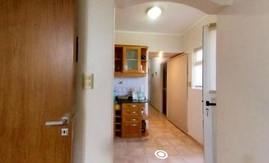 Gran departamento de categoría con cochera en Lomas de Zamora Oeste