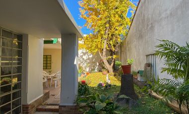 Casa en Venta en Remedios de Escalada Oeste