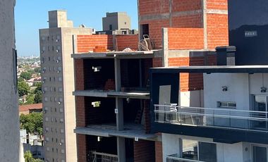 Venta Piso Completo Cuatro Ambientes, Lanús.