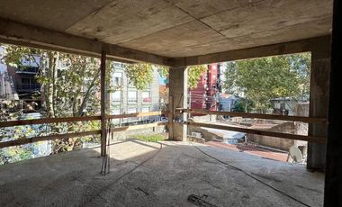 Venta Piso Completo Cuatro Ambientes, Lanús.