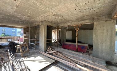 Venta Piso Completo Cuatro Ambientes, Lanús.