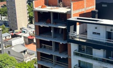 Venta Piso Completo Cuatro Ambientes, Lanús.