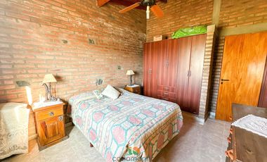 Vistas a la montaña, pileta. Casa en venta en Potrero de Garay