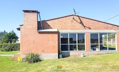 Vistas a la montaña, pileta. Casa en venta en Potrero de Garay